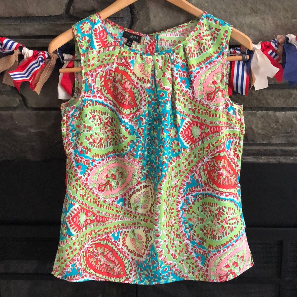 EUC Beautiful Talbots top!